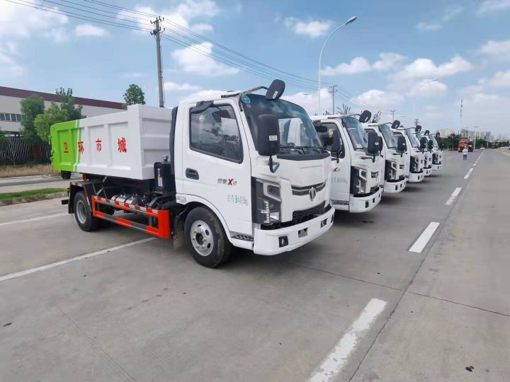 奧馳城市勾臂式垃圾車(chē)發(fā)車(chē)視頻